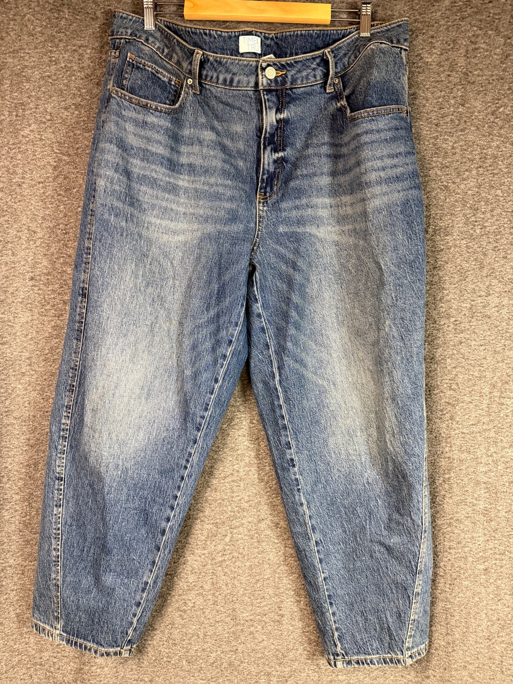 Time and Tru Barrel Leg Jeans Medium Wash Denim Size 20 Regular